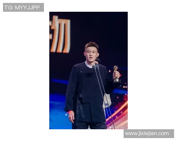周鹏的篮球人生：从青涩少年到CBA传奇的奋斗与荣耀