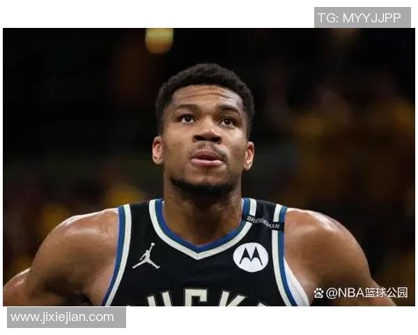 扬尼斯阿德托昆博的篮球之路与未来展望解析 扬尼斯阿德托昆博的篮球之路与未来展望解析